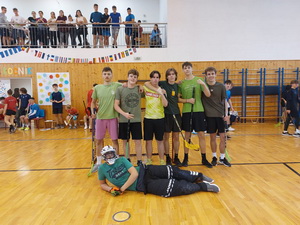 Medzitriedny florbalov� turnaj ku D�u �tudentstva na GJK