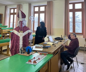 Mikul� na na�om gymn�ziu