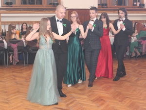 26. �kolsk� reprezenta�n� ples rodi�ov, priate�ov a absolventov gymn�zia