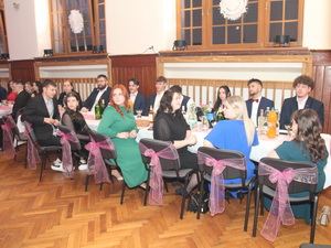 26. �kolsk� reprezenta�n� ples rodi�ov, priate�ov a absolventov gymn�zia