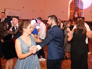 26. �kolsk� reprezenta�n� ples rodi�ov, priate�ov a absolventov gymn�zia