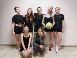 Viano�n� medzitriedny turnaj vo futbale a&nbsp;stolnom tenise