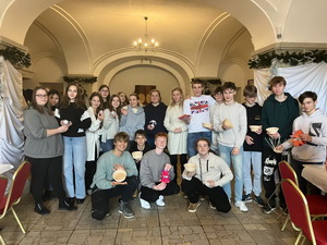 Za�iatok adventu s tradi�n�mi �udov�mi technikami