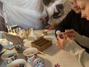 Za�iatok adventu s tradi�n�mi �udov�mi technikami