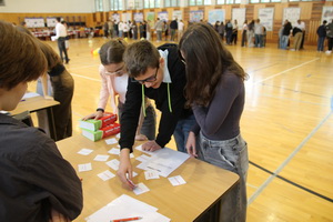 Gymn�zium Janka Kr�a op� otvorilo svoju br�nu jazykov