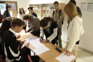 Gymn�zium Janka Kr�a op� otvorilo svoju br�nu jazykov