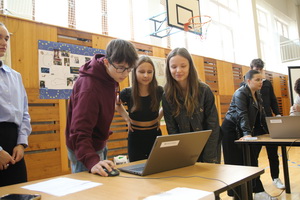 Gymn�zium Janka Kr�a op� otvorilo svoju br�nu jazykov