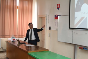 Gymn�zium Janka Kr�a op� otvorilo svoju br�nu jazykov