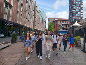 Partnersk� �kolu v L�becku nav�t�vilo v r�mci projektu Erasmus+ 16 �tudentov n�ho gymn�zia