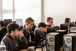 Na program�torskej s��a�i IT v&nbsp;Nitre 2025 sme z�skali prvenstvo v&nbsp;kateg�rii dru�stiev aj jednotlivcov!