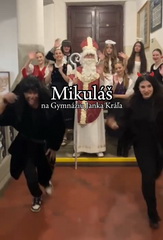 Mikul� na na�om gymn�ziu