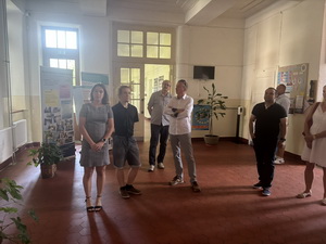 N�v�teva deleg�cie z mesta Hole�ov na Gymn�ziu Janka Kr�a