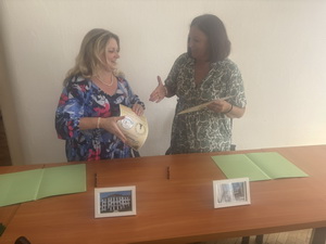 N�v�teva deleg�cie z mesta Hole�ov na Gymn�ziu Janka Kr�a