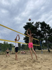 Folkl�rny beach volleyball