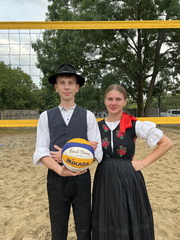 Folkl�rny beach volleyball