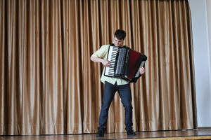 Zazvonil zvonec ... a �kolsk�ho roka 2024/2025 je koniec