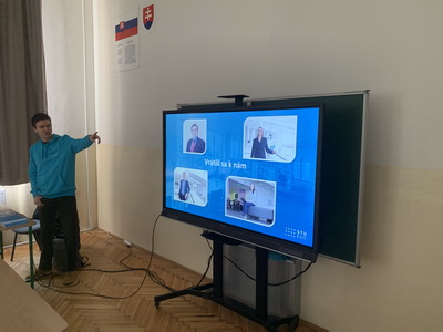 Beseda s&nbsp;doktorandom z&nbsp;FIIT STU: Informatika po gymn�ziu v&nbsp;praxi