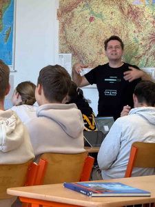 Erasmus+ Job Shadowing � poh�ad do v�u�by na Gymn�ziu v&nbsp;Hole�ove