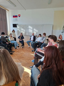 Ke� sa �spe�n� absolventi vracaj� na GJK