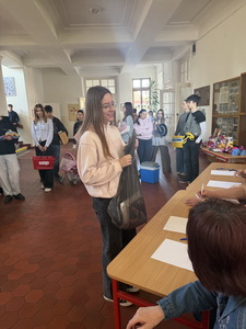 Bl�zniv� 1. apr�l na Gymn�ziu Janka Kr�a!