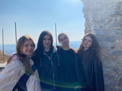 Prv�ci a&nbsp;druh�ci na ��elovom cvi�en�