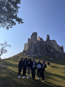 Prv�ci a&nbsp;druh�ci na ��elovom cvi�en�