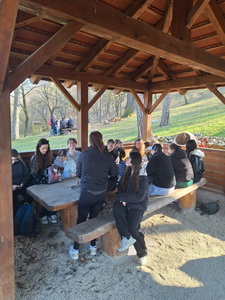 Prv�ci a&nbsp;druh�ci na ��elovom cvi�en�