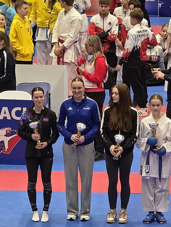 �spech na�ej prv��ky Vikt�rie