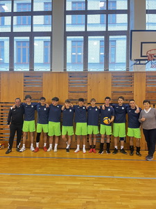 Majstrovstv� kraja vo volejbale op� v �portovej hale Gymn�zia J. Kr�a 