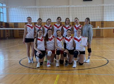 �spe�n� okresn� kol� vo volejbale stredn�ch �k�l pre Gymn�zium Janka Kr�a